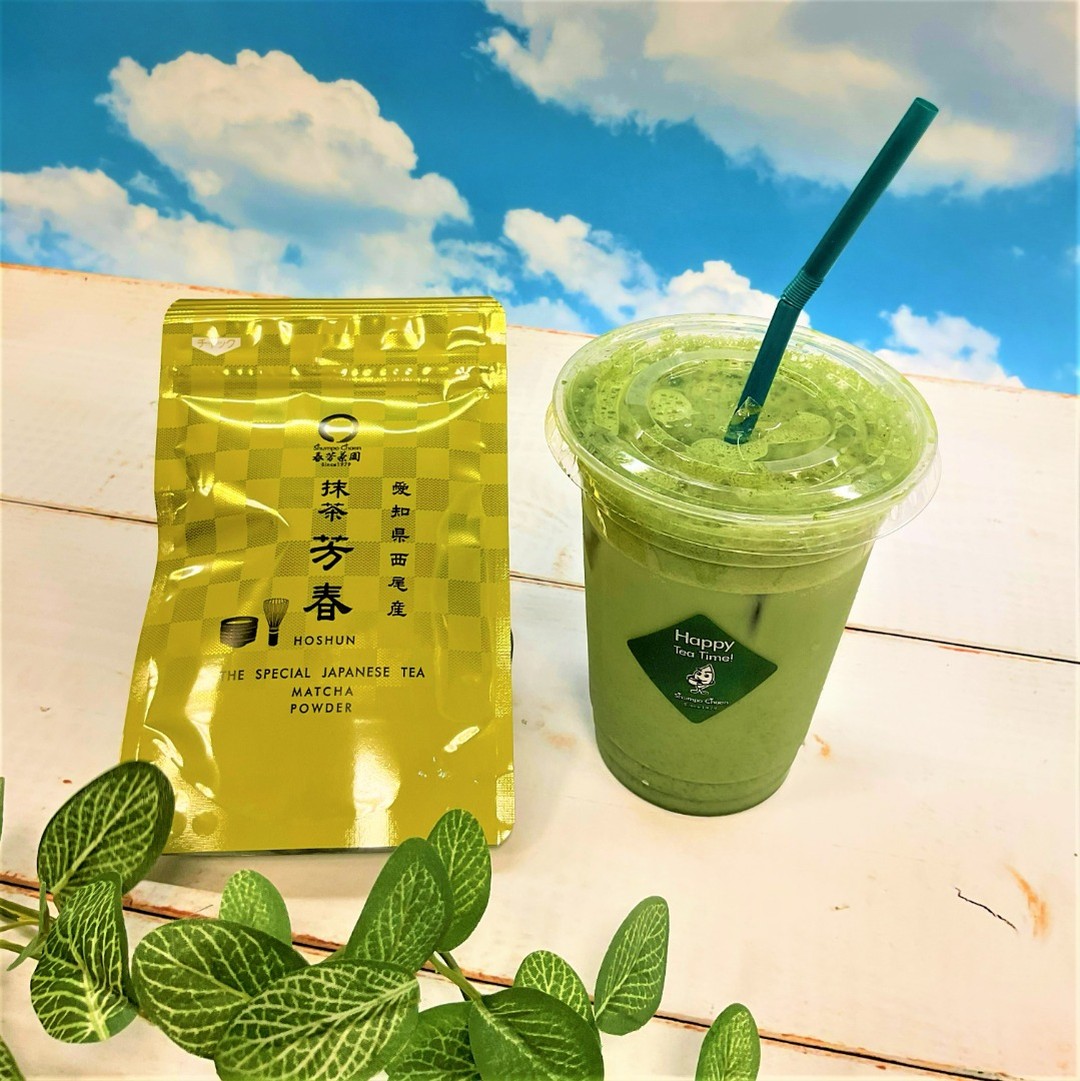 皆様、抹茶の味が「濃い」ですね！！と嬉しそうにお話していただけますが、濃厚抹茶ソフトもオリジナル抹茶ソイラテも、薄茶の抹茶の約3杯分の抹茶を使用しています！売るほど、抹茶があるからできる専門店ならではの逸品なんですよ！元気を出したいときには、エナジーチャージできる濃厚抹茶シリーズをどうぞ！