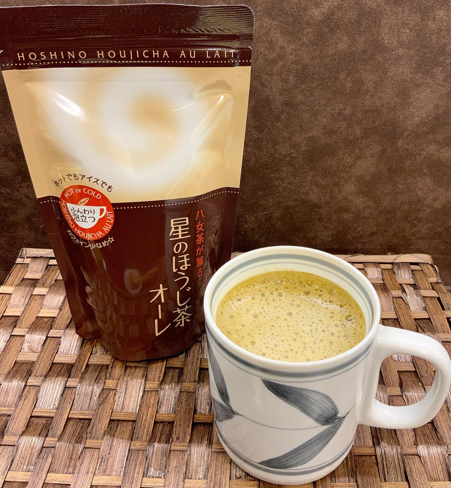 冬季限定で『星のほうじ茶オーレ』が登場致しました︎抹茶オーレと並んで以前は販売していましたが、ほうじ茶オーレはしばらくお休みしておりました。待望の冬の期間限定で販売となりました🤗優しい甘さと香ばしさに、ほうじ茶の香り…寒い冬にはホットでどうぞしゅんぽうカフェのメニューにも加わっています🥤ぜひお試し下さい♪︎〜︎〜︎〜︎〜︎新年一発目インスタライブのお知らせです！1月20日（金）20時から〜粉末茶について色々とご紹介します♪ぜひ見に来てください️コメントもお待ちしております️︎〜︎〜︎〜︎〜︎