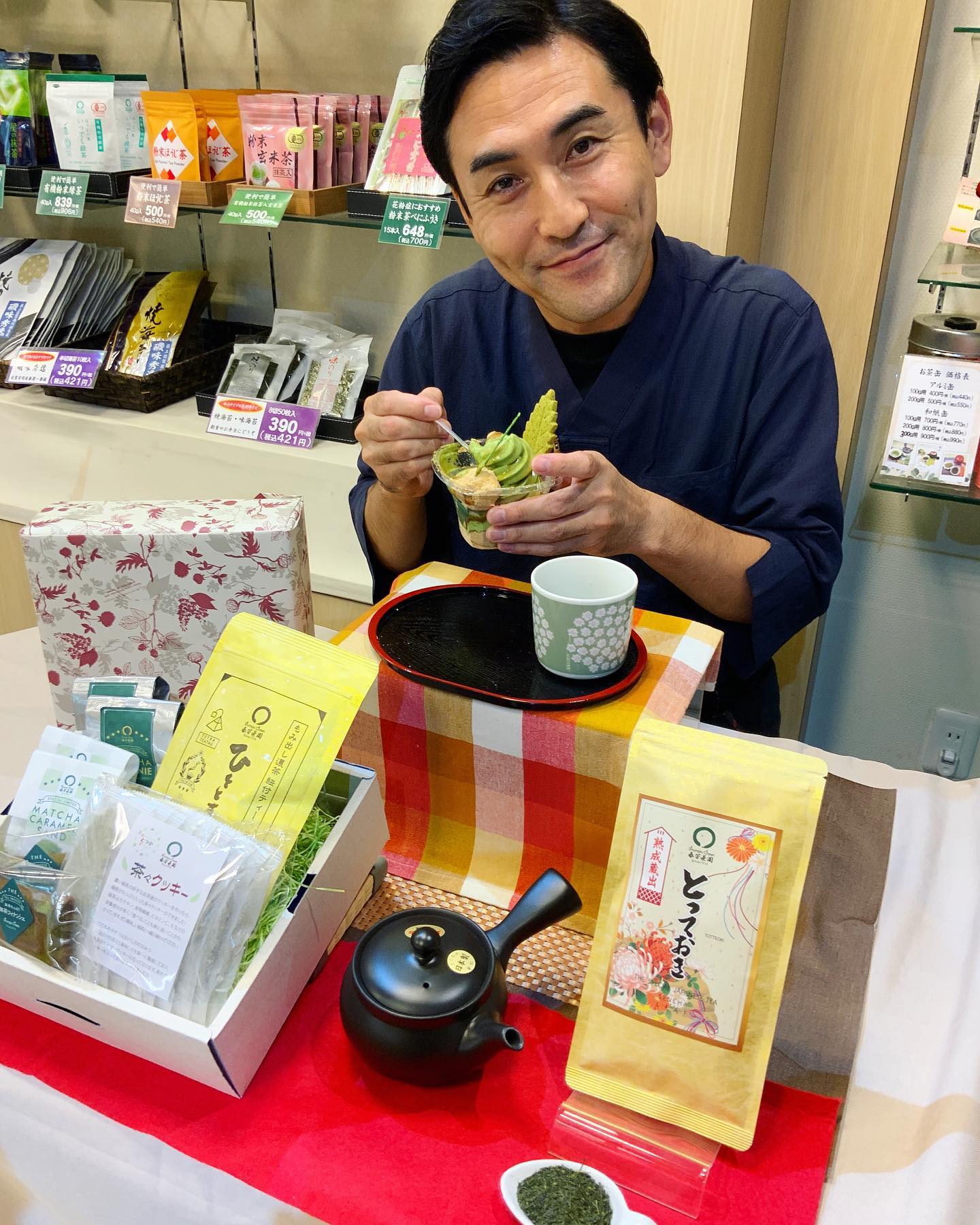 緊張から解放された店主です久しぶりのインスタライブありがとうございました店主のもぐもぐタイム充実の回でした創業祭ぜひよろしくお願いします‍♂️